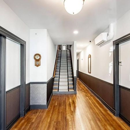 King Bed Stylish Studio In Heart Of Downtown Room # 200 Hot Springs Exteriér fotografie